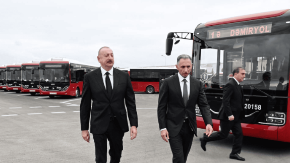 Президент Азербайджана принял участие в церемонии передачи! Успешная поставка 235 автобусов Yutong городу Гянджа