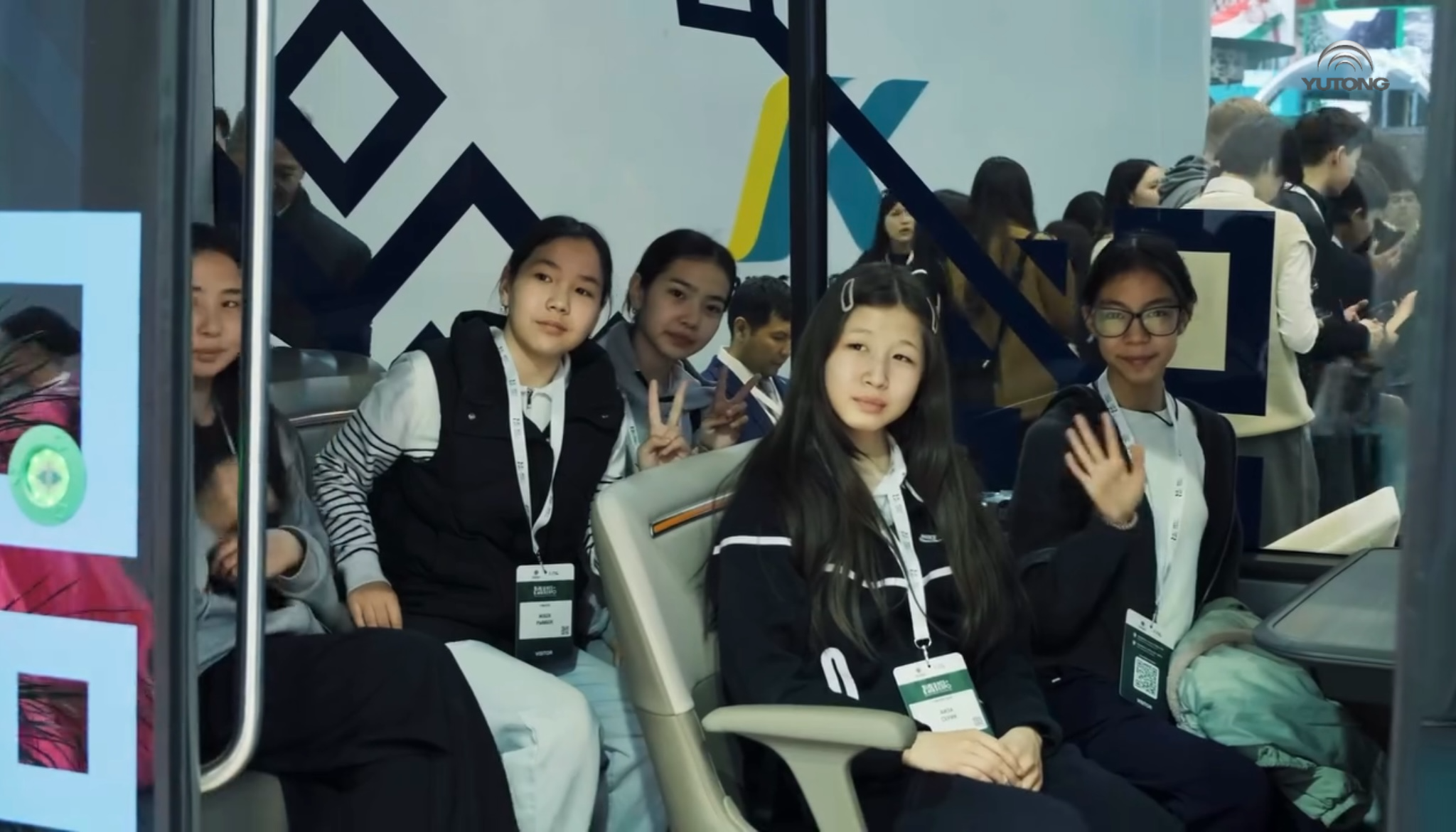Yutong и Qaztehna на RES 2026 EXPO представили беспилотный автобус «XiaoYu»