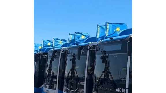 Автобусный парк №1 отметил День государственных символов Республики Казахстан