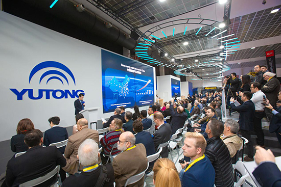 Yutong, сияющий на Busworld в Бельгии, ведущий тренд новой энергии