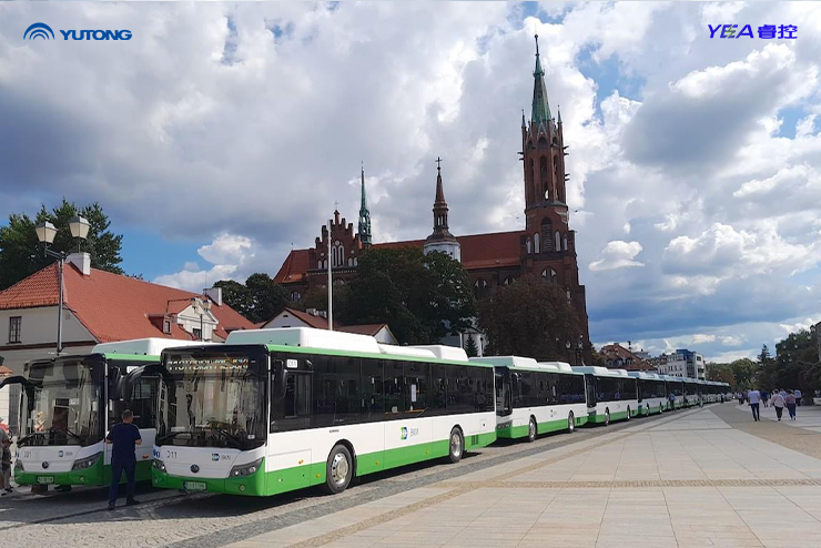 Электрические автобусы Yutong E12 появились в польском городе Белосток